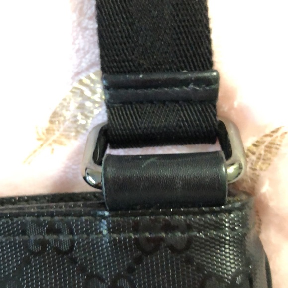 Today Only🌺AUTHENTIC GUCCI MONOGRAM IMPRIME CROSSBODY BAG🌺price firm - Picture 7 of 16